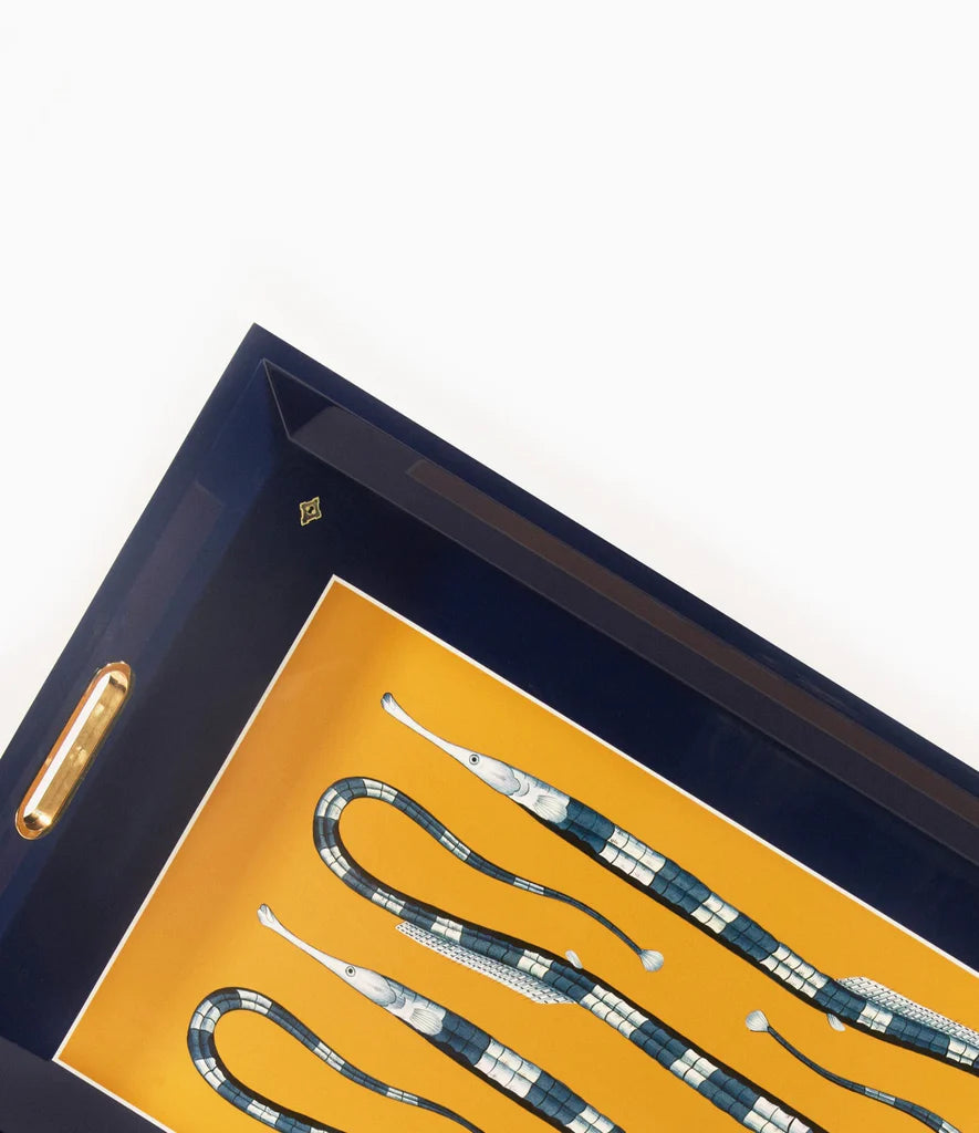 DECORATIVE LACQUER TRAY - KINGMAKER